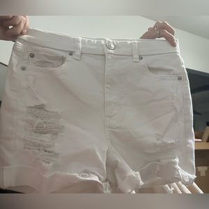 White American eagle shorts